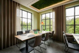 Restaurant des Hotel des Hotel Vier Jahreszeiten Iserlohn. Interieur fotografie für Unternehmen - Teaserbild